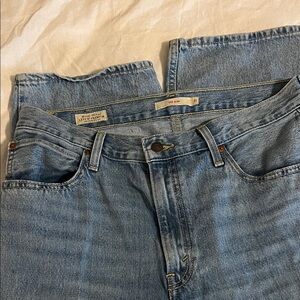 Levi's women’s Light Blue Relaxed Jeans - Dad Jean - size 31